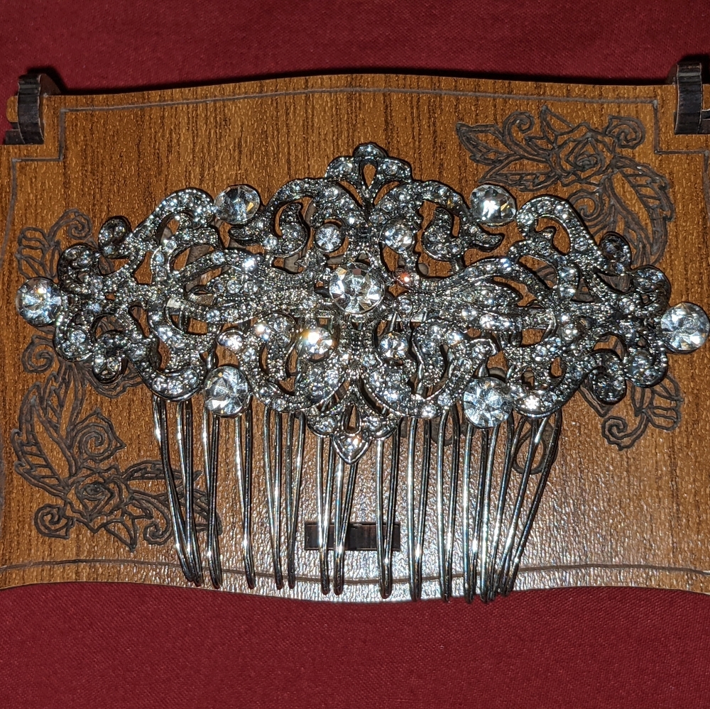 Hair accessory for wedding